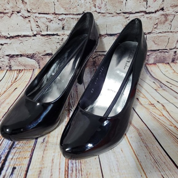 Gabriella Rocha Quilla Patent Platform Pumps - Picture 2 of 11